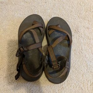 Chaco Vibram men's sandals size 11